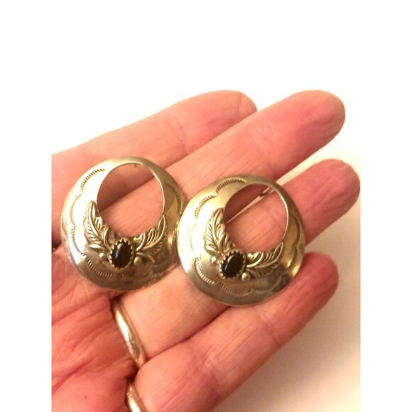 Navajo Native American Vintage Stamped Onyx Earrings (1607) - Picture 6 of 6